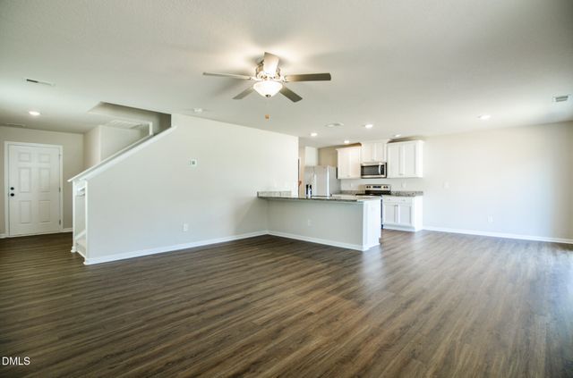 745 Frosty Way, Zebulon, NC 27597