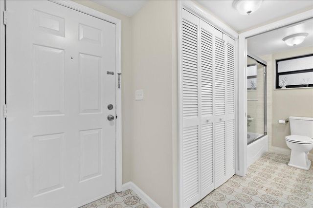 11863 Wimbledon Circle 540, Wellington, FL 33414