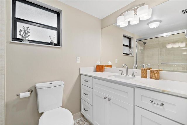11863 Wimbledon Circle 540, Wellington, FL 33414