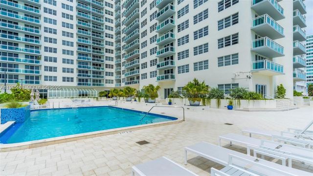 6917 Collins Ave 820, Miami Beach, FL 33141