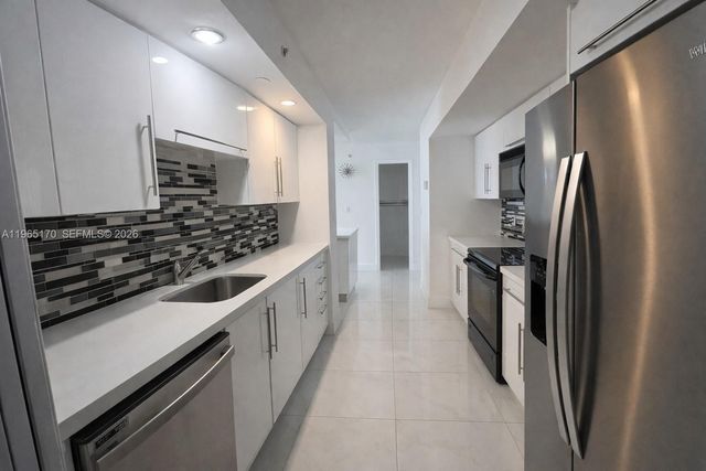 6917 Collins Ave 820, Miami Beach, FL 33141