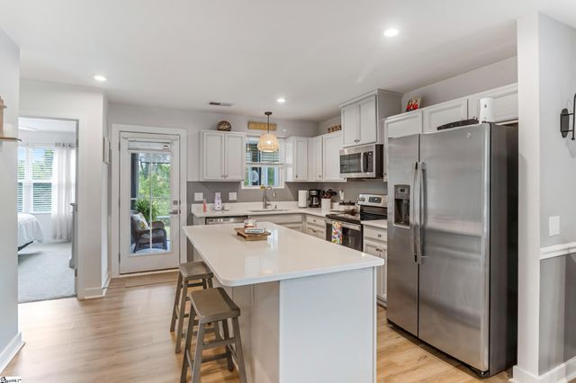 403 Aldworth Lane, Fountain Inn, SC 29644