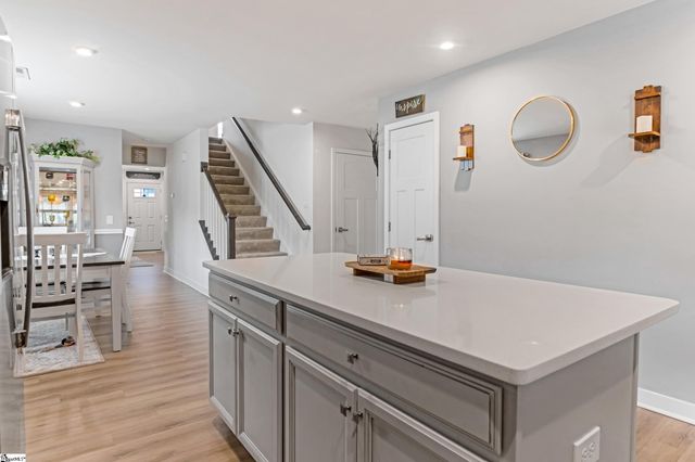 403 Aldworth Lane, Fountain Inn, SC 29644
