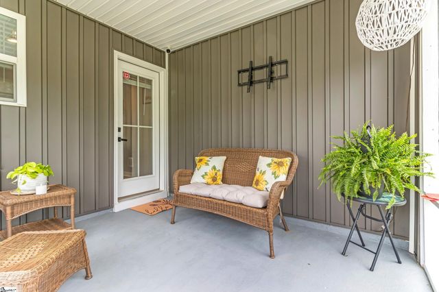 403 Aldworth Lane, Fountain Inn, SC 29644