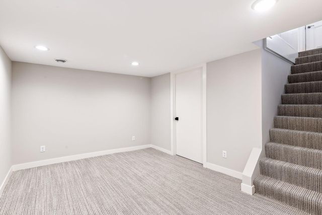 238 8th Avenue N, Hopkins, MN 55343