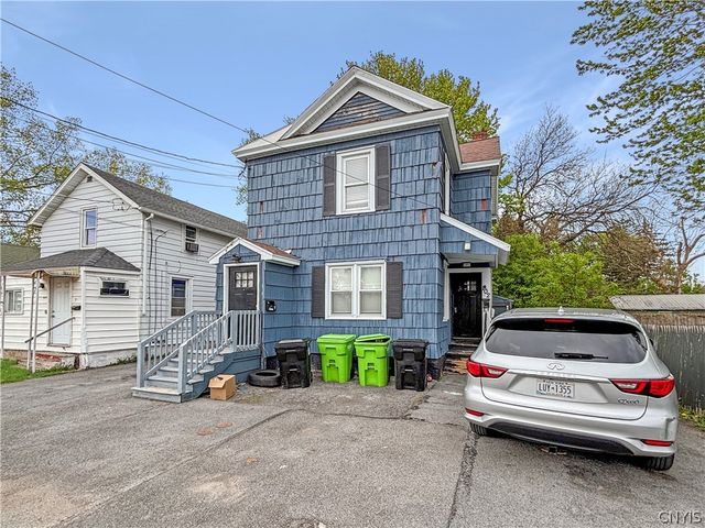 102 Woodbury Avenue, Salina, NY 13206