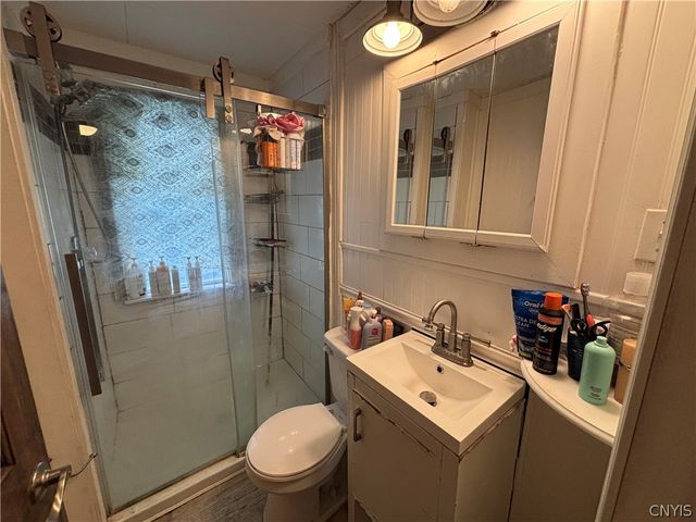 102 Woodbury Avenue, Salina, NY 13206