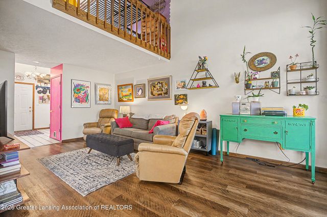 1725 Whitegate Lane, East Lansing, MI 48823