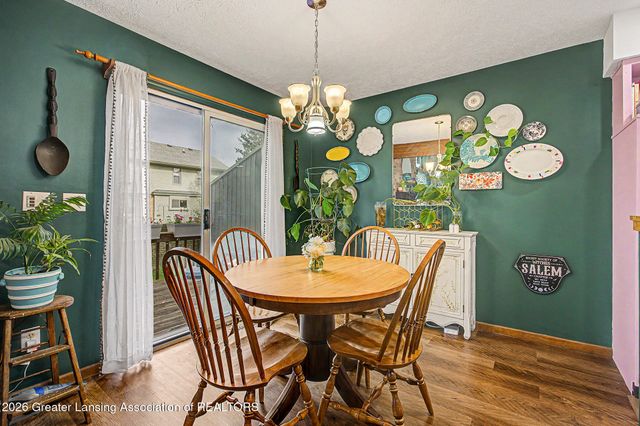1725 Whitegate Lane, East Lansing, MI 48823