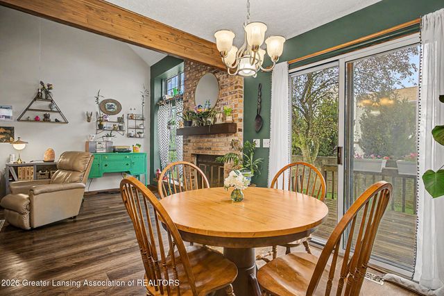 1725 Whitegate Lane, East Lansing, MI 48823