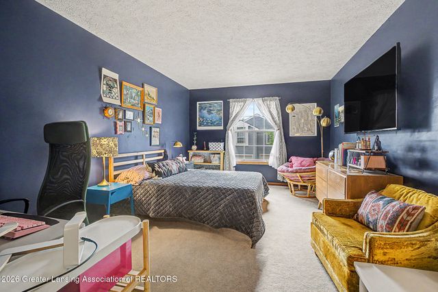 1725 Whitegate Lane, East Lansing, MI 48823