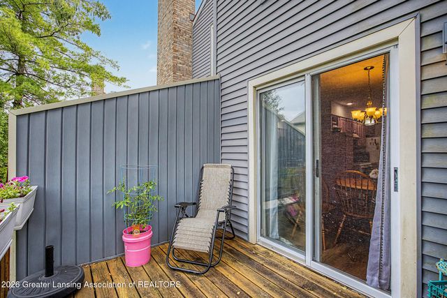 1725 Whitegate Lane, East Lansing, MI 48823