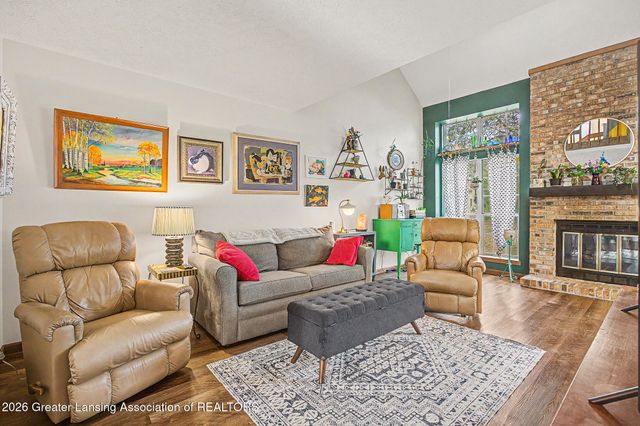 1725 Whitegate Lane, East Lansing, MI 48823