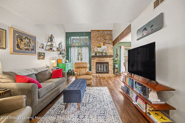 1725 Whitegate Lane, East Lansing, MI 48823