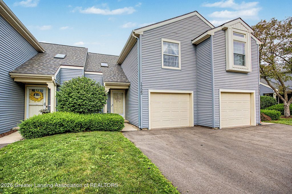 1725 Whitegate Lane, East Lansing, MI 48823