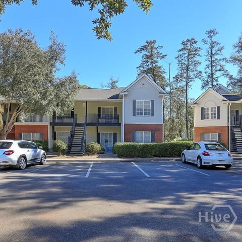 33 River Trace Court, Savannah, GA 31410