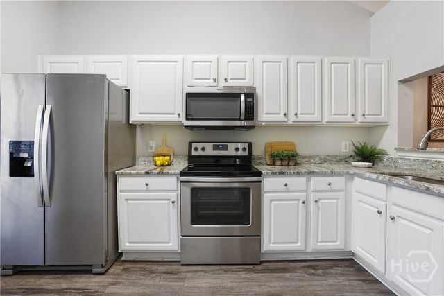 33 River Trace Court, Savannah, GA 31410