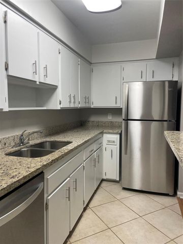 2121 NE 36th Street 2121, Lighthouse Point, FL 33064