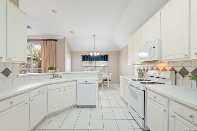 7830 Sierra Seco, San Antonio, TX 78240