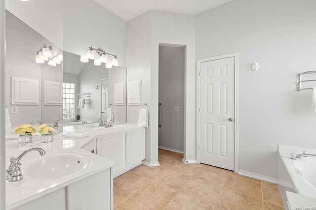 7830 Sierra Seco, San Antonio, TX 78240