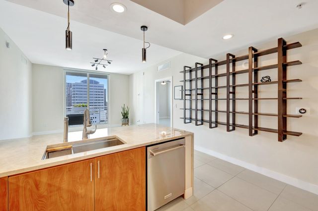 315 NE 3rd Avenue 1505, Fort Lauderdale, FL 33301