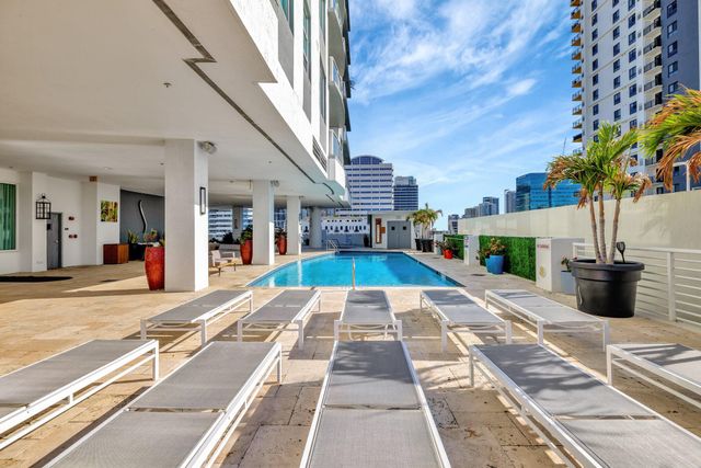 315 NE 3rd Avenue 1505, Fort Lauderdale, FL 33301