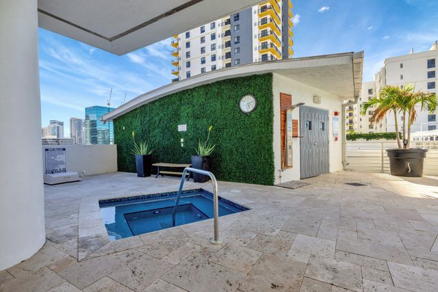 315 NE 3rd Avenue 1505, Fort Lauderdale, FL 33301