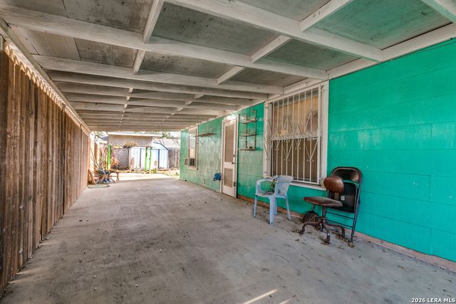 1911 BEECHAVEN DR, San Antonio, TX 78207