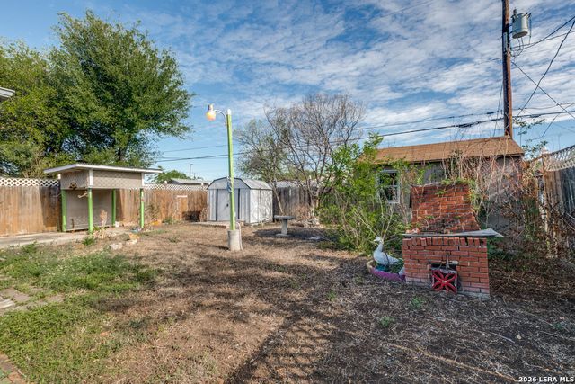 1911 BEECHAVEN DR, San Antonio, TX 78207