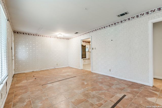 1911 BEECHAVEN DR, San Antonio, TX 78207