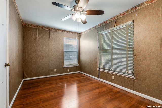 1911 BEECHAVEN DR, San Antonio, TX 78207