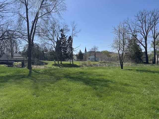 106 State Street, Mazomanie, WI 53560