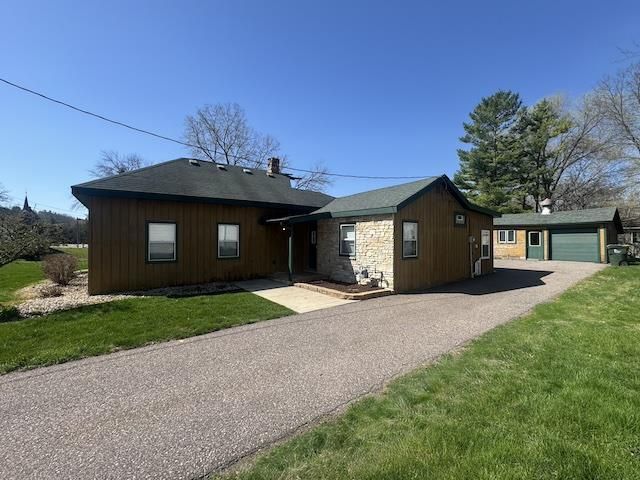 106 State Street, Mazomanie, WI 53560