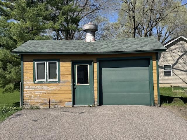 106 State Street, Mazomanie, WI 53560