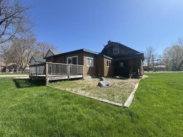 106 State Street, Mazomanie, WI 53560