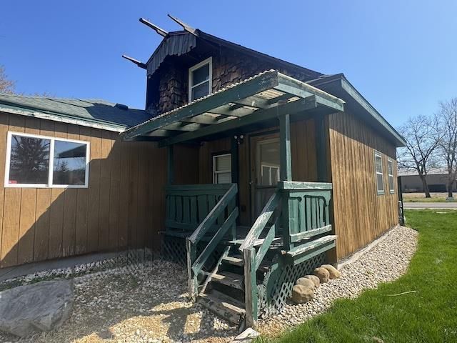 106 State Street, Mazomanie, WI 53560