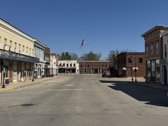 106 State Street, Mazomanie, WI 53560