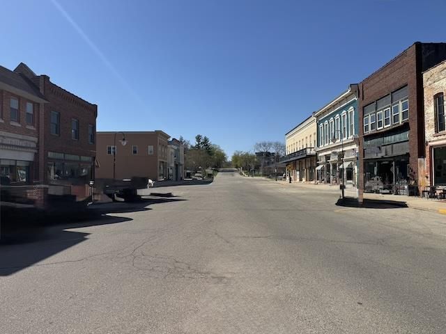 106 State Street, Mazomanie, WI 53560