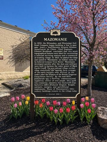 106 State Street, Mazomanie, WI 53560