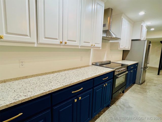 3896 Kiowa Drive, Kingston, OK 73439