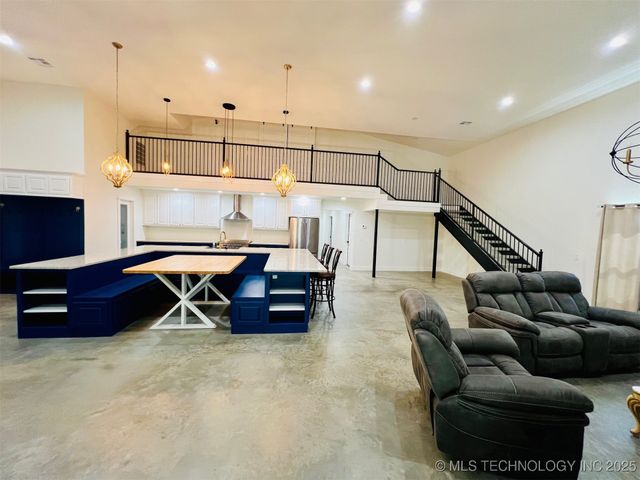 3896 Kiowa Drive, Kingston, OK 73439