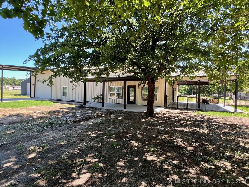 3896 Kiowa Drive, Kingston, OK 73439