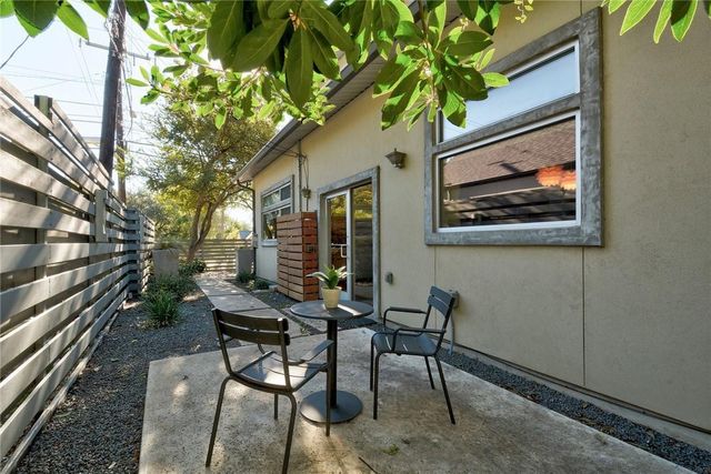 2700 B Cherry LN B, Austin, TX 78703