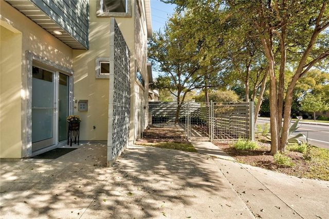 2700 B Cherry LN B, Austin, TX 78703