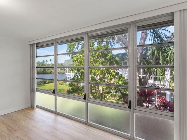2800 Indian River Boulevard 7H, Vero Beach, FL 32960