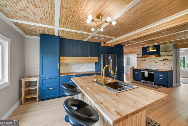 1015 Sid Hunter Road, Senoia, GA 30276
