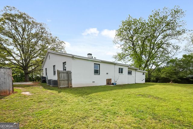 1015 Sid Hunter Road, Senoia, GA 30276