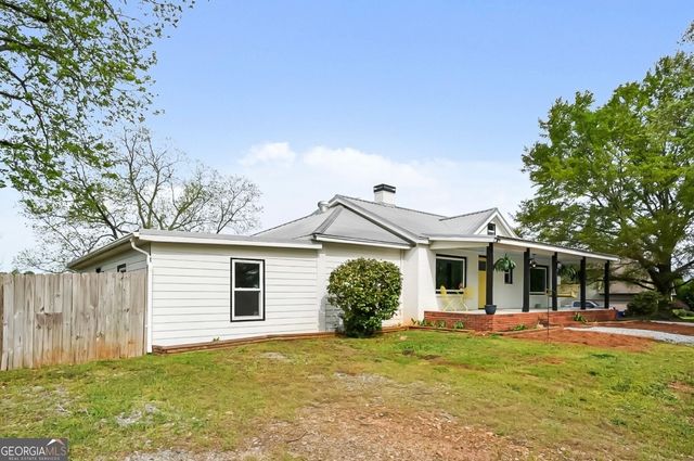 1015 Sid Hunter Road, Senoia, GA 30276