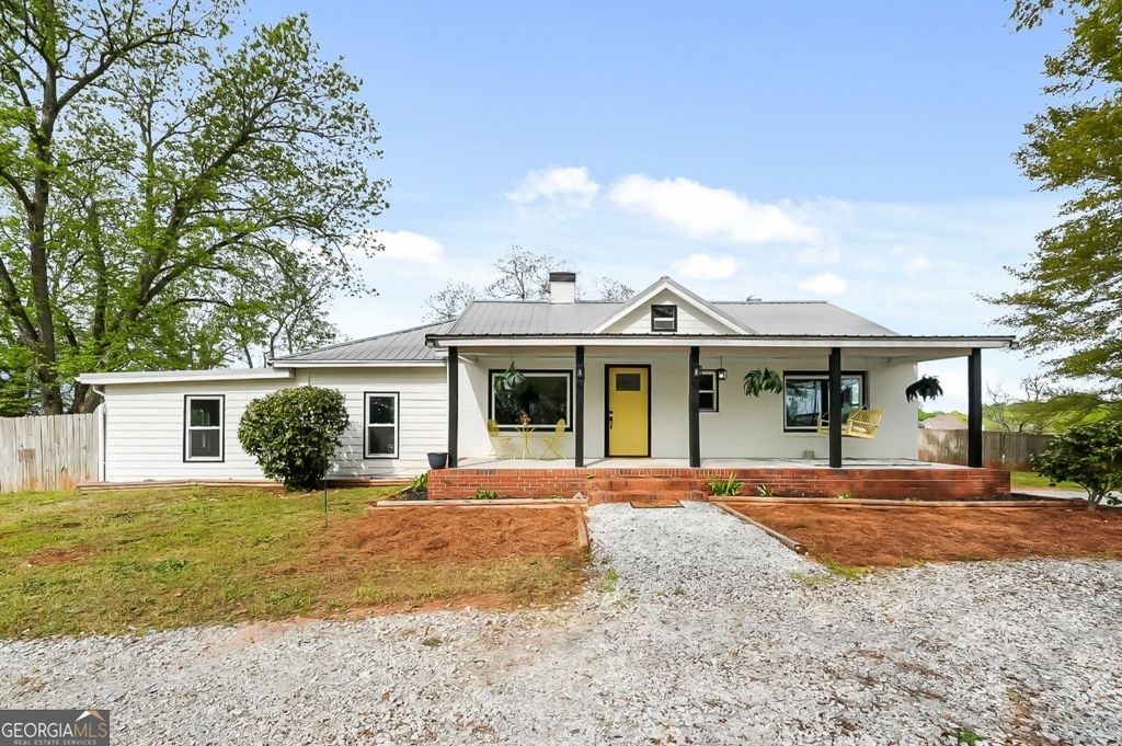 1015 Sid Hunter Road, Senoia, GA 30276