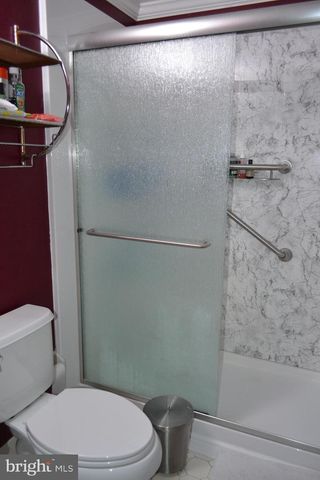 2220 BALDWIN RUN DR, Aston, PA 19014